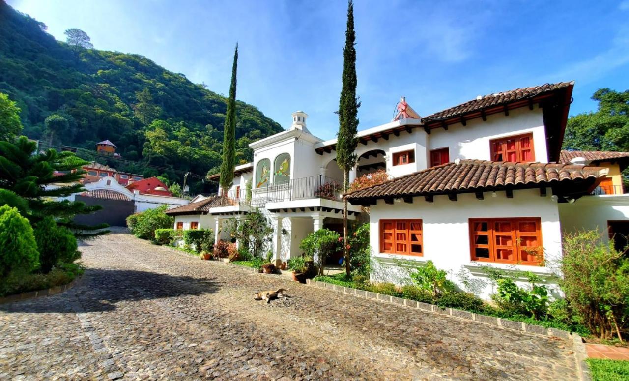 Hotel Y Jardines Casa Buho Антигуа-Гватемала Экстерьер фото