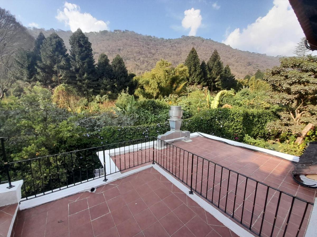 Hotel Y Jardines Casa Buho Антигуа-Гватемала Экстерьер фото
