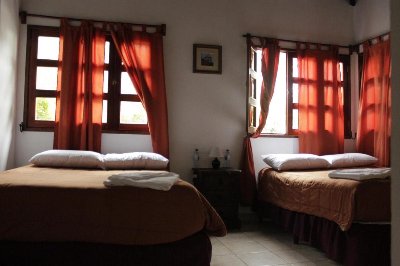 Hotel Y Jardines Casa Buho Антигуа-Гватемала Экстерьер фото